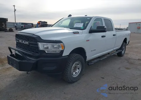 2022 Ram 2500 Tradesman 4X4 8' Box z USA, uszkodzony, nr VIN 3C6UR5HJXNG273281